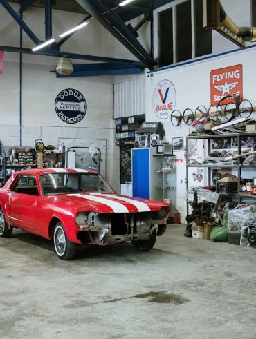 avantages et conseils d'installation de la plaque en béton préfabriqué pour garage